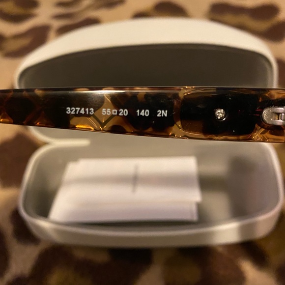 Michael Kors sunglasses - Picture 5 of 7